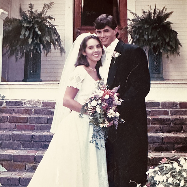 Alumni Spotlight: MBench Majors Susan and Walter “Chipper” Gibbes, Class of 1997